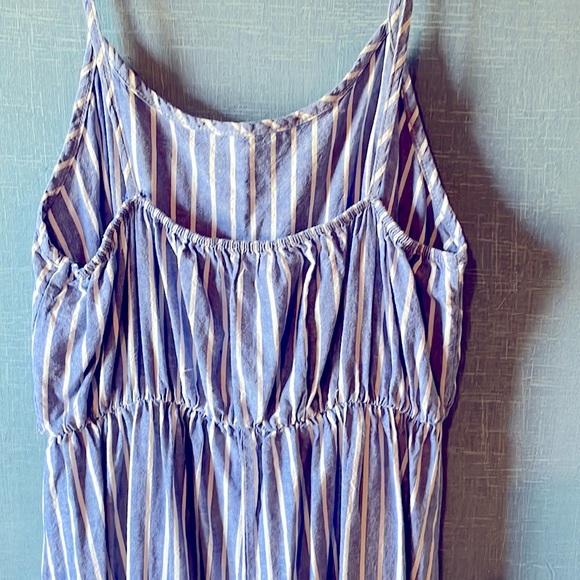 Jumpsuit with thin straps - Picture 4 of 4